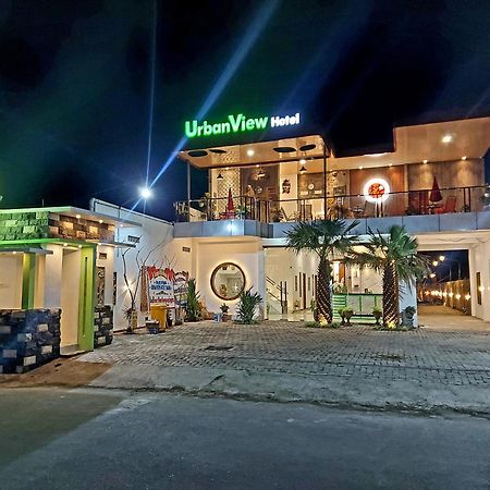 Urbanview Hotel Sakura Kampung Inggris Pare By Reddoorz Exterior foto